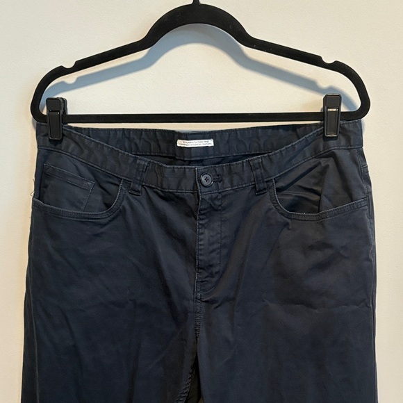 Calvin Klein Black Men’s Trousers - Picture 2 of 6